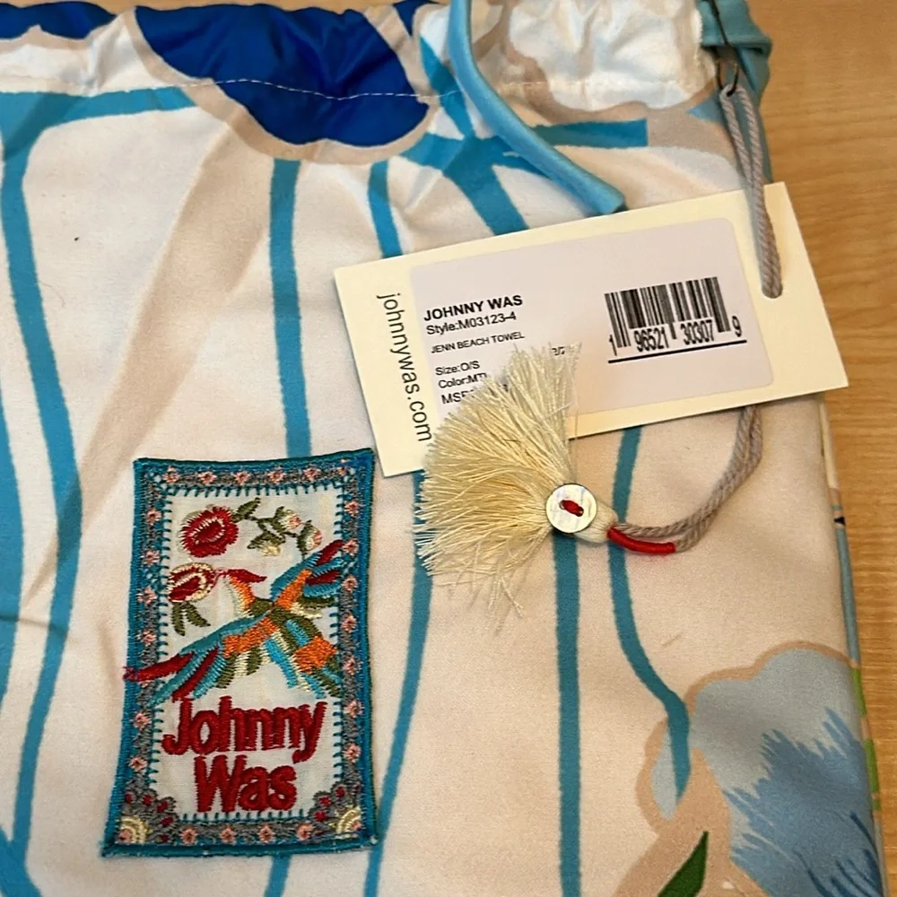 JOHNNY WAS Jenn Reversible 40 x 70 Beach Towel w/ Logo Drawstring Bag